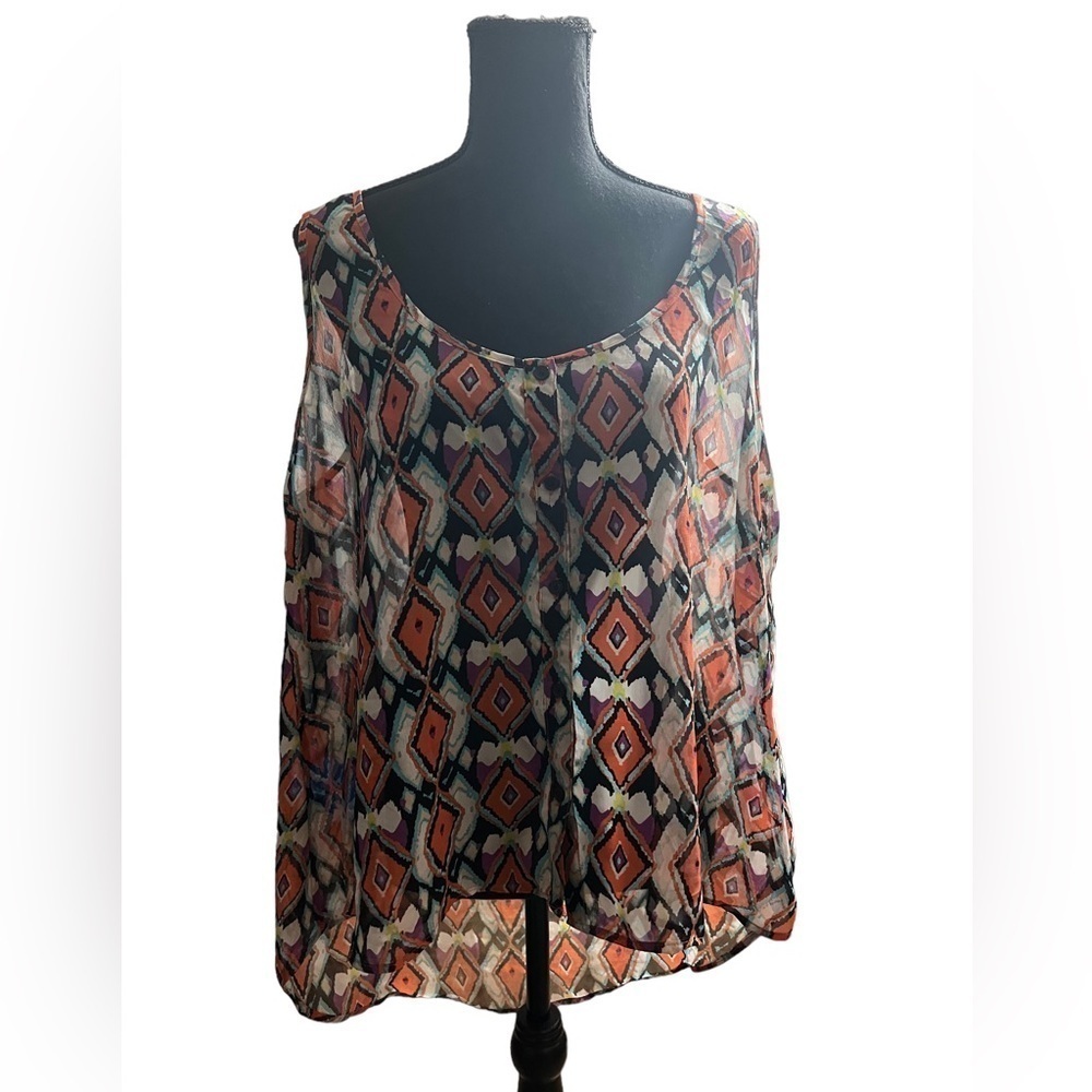 AMBIANCE Multi-colored diamond print sleeveless sheer tank - Picture 2 of 5
